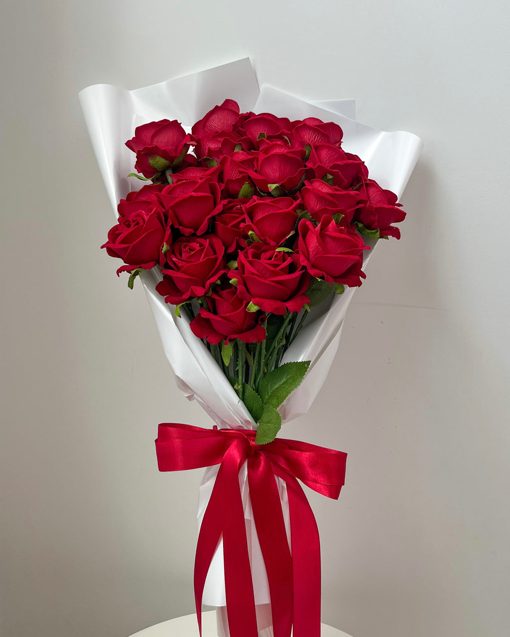 PREMIUM RED VELVET ROSE BOUQUET